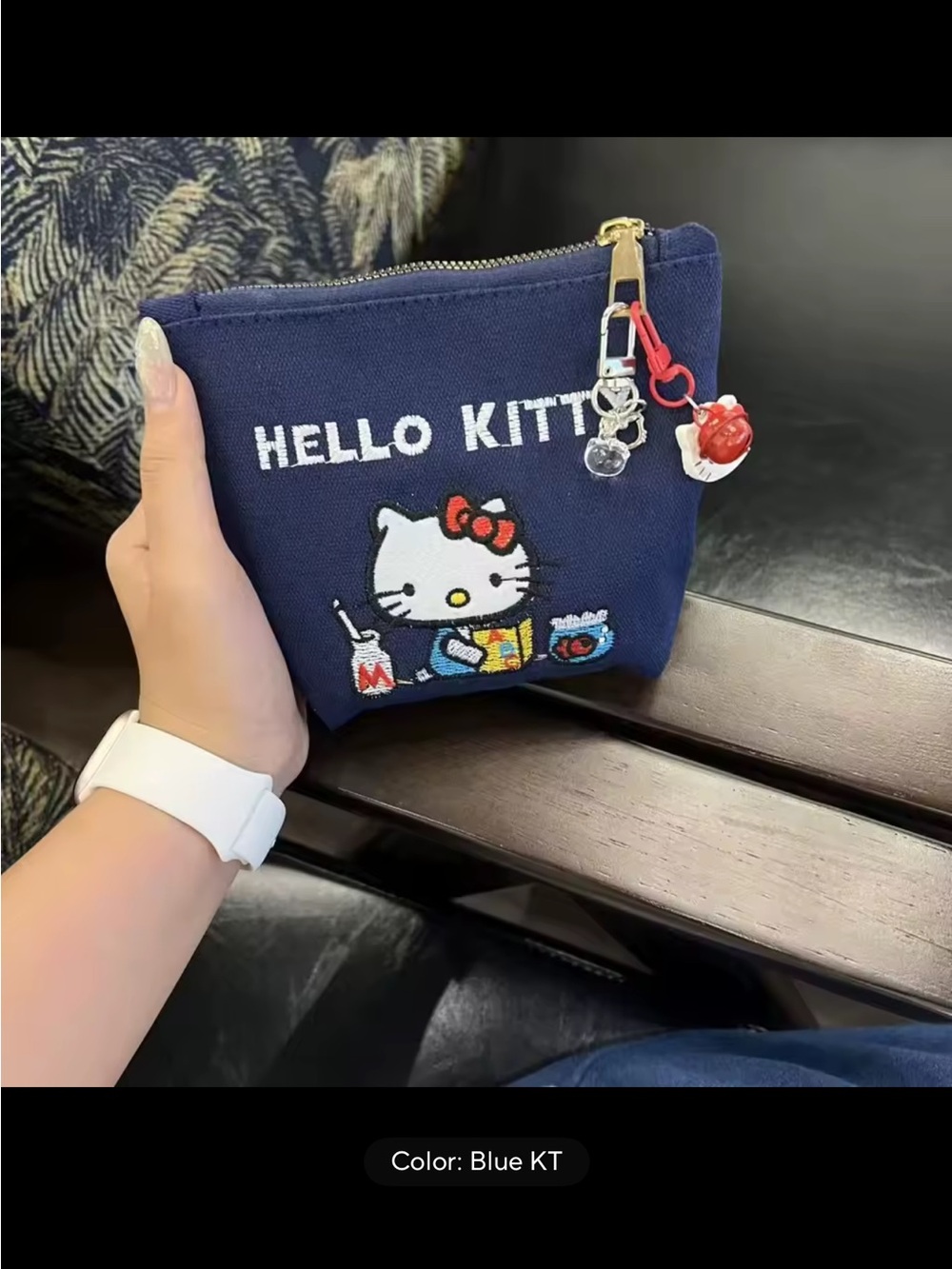 Women’s Hello Kitty Navy small make-up bag with cute Red Bow Charm🎀